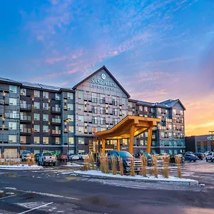 4* Hotel Sandman Signature Airport